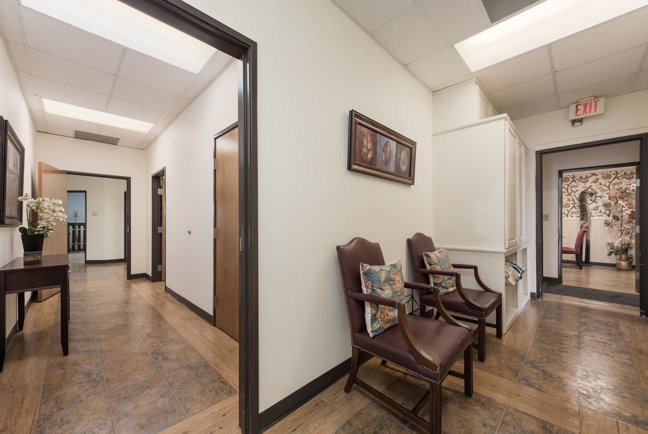 4901 Lakewood Dr, Waco, TX 76710